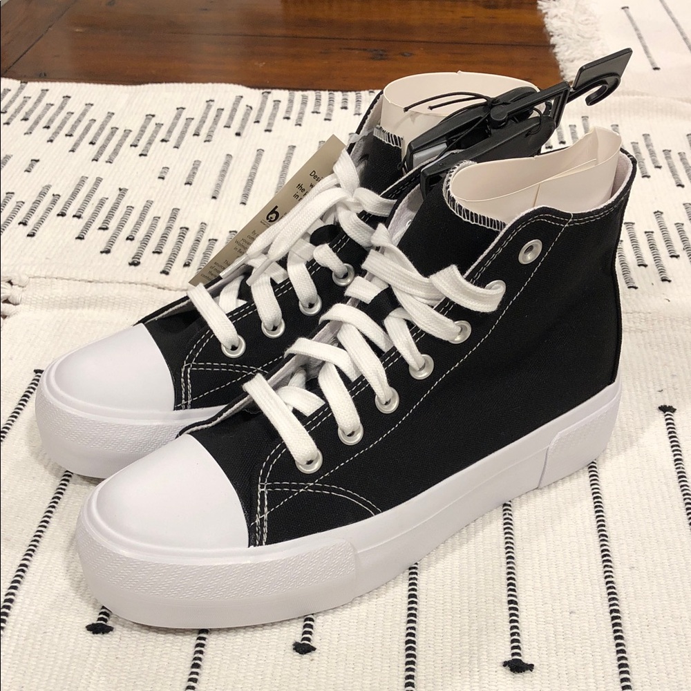 Black High-Top Canvas Platform Sneakers